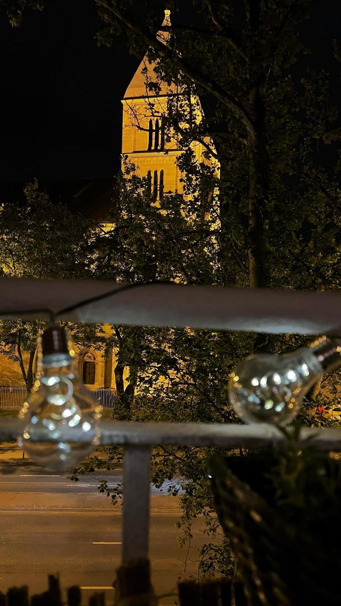 West Budapest Apartman Esterno foto